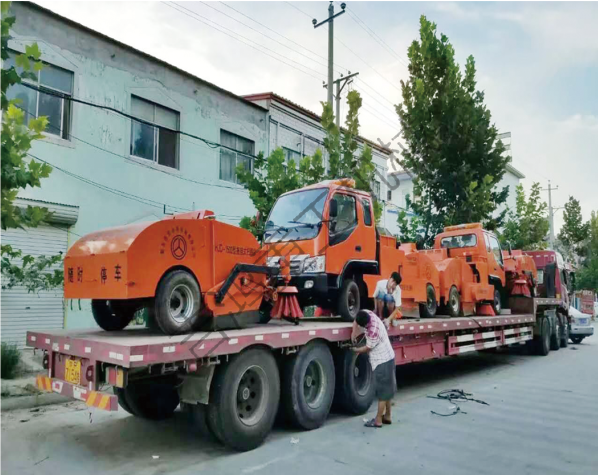 自行式掃路機發(fā)貨圖